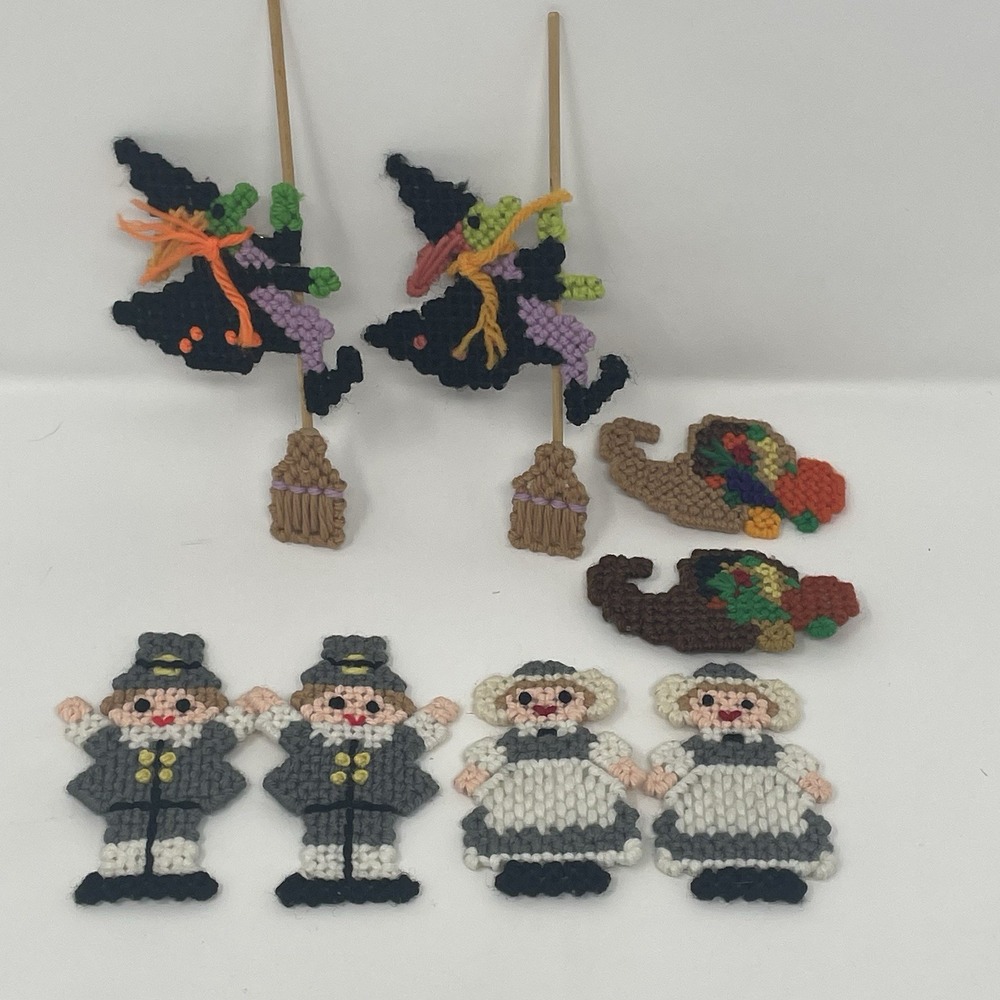 Handmade Plastic Canvas Halloween Fall Pins Brooches Lot Pumpkin Witch Pilgrim